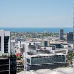 Gorgeous CBD Apartment With Bay View! - thumb 0