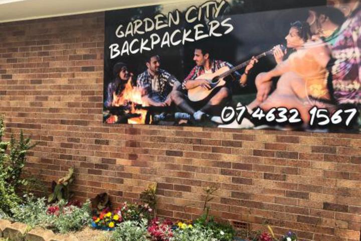 Garden City Backpackers - Southport Accommodation