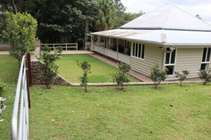 Mapleton Falls Farm House - Accommodation Cooktown