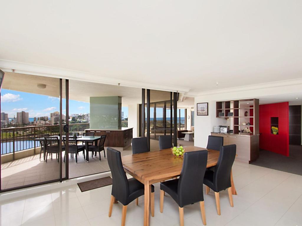 Seascape Apartments Unit 1201A Luxury Apartment With Views Of The Gold Coast & Hinterland - thumb 2