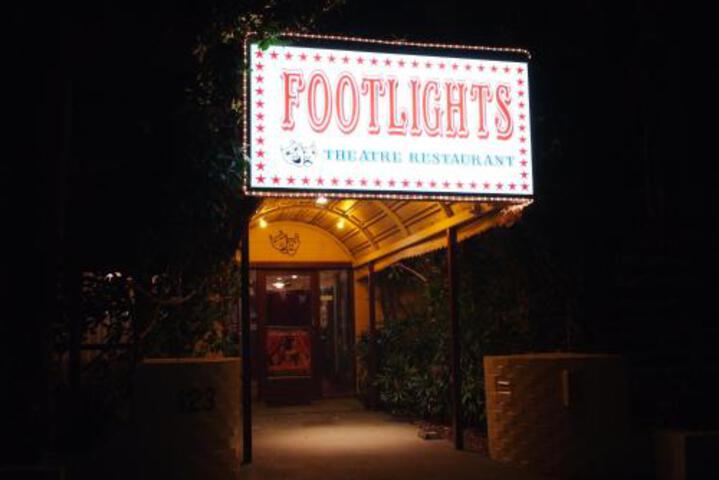 Footlights Theatre - thumb 6