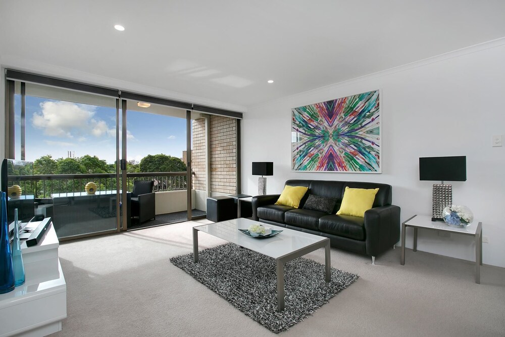Newly Renovate Immaculate Cremorne One Bedroom Apartment CREM4 - thumb 6