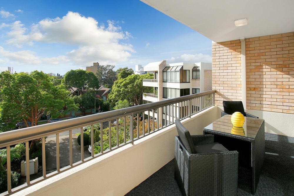 Newly Renovate Immaculate Cremorne One Bedroom Apartment CREM4 - thumb 4