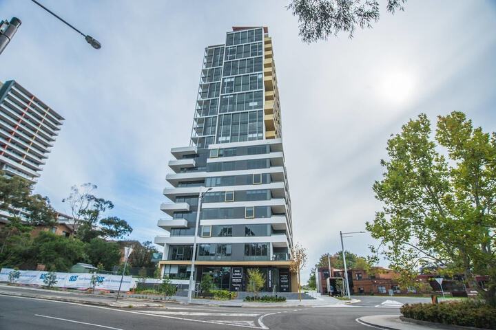 Lovely Two Bed Home In Macquarie Park - thumb 1