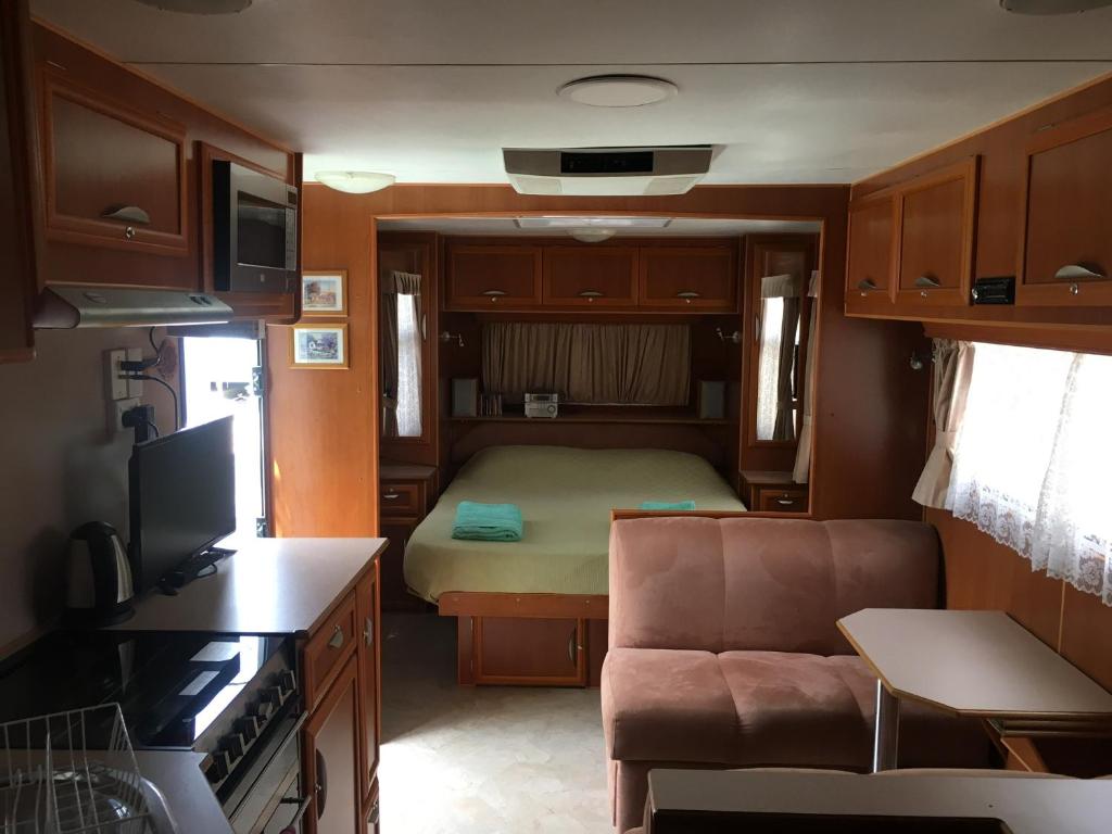 Luxury Caravan - thumb 2