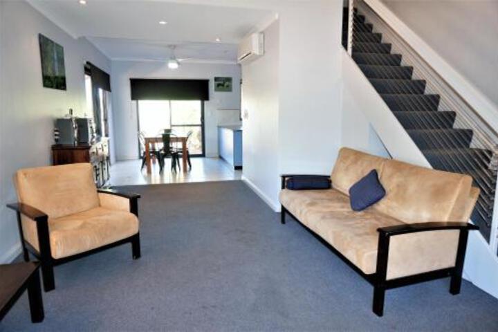 Ningaloo Breeze Villa 2 3 Bedroom Fully Self Contained Holiday Accommodation - thumb 6