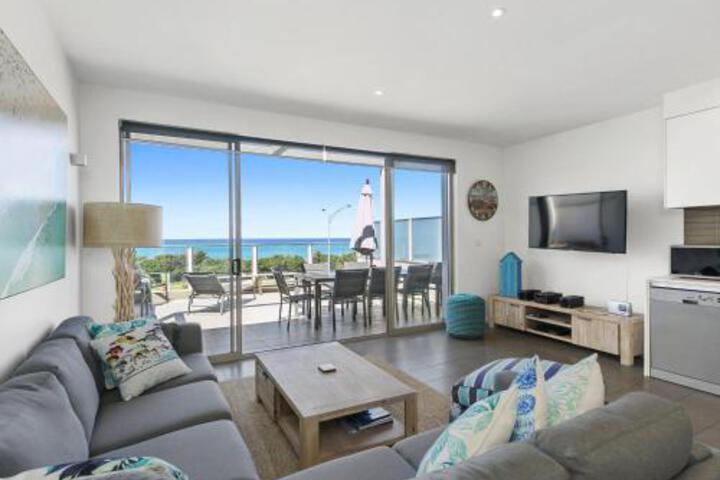WATERFRONT SEVEN In The Heart Of Lorne - thumb 2