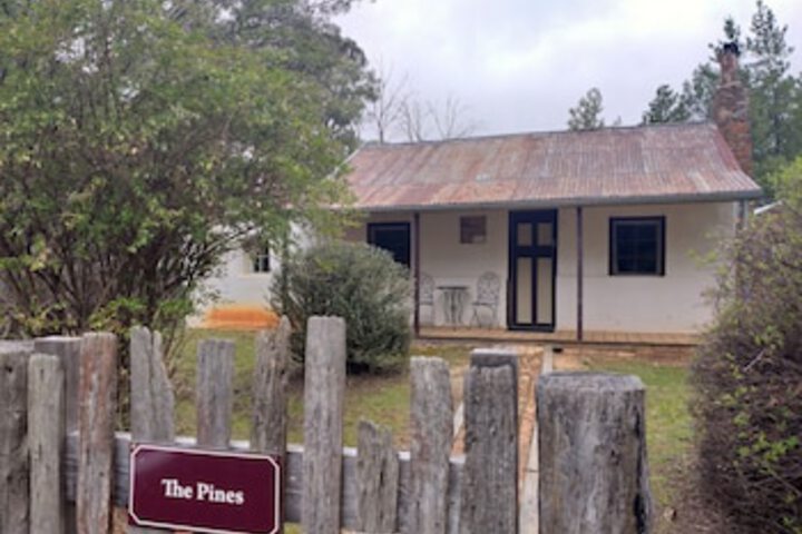 Pines Cottage - thumb 0