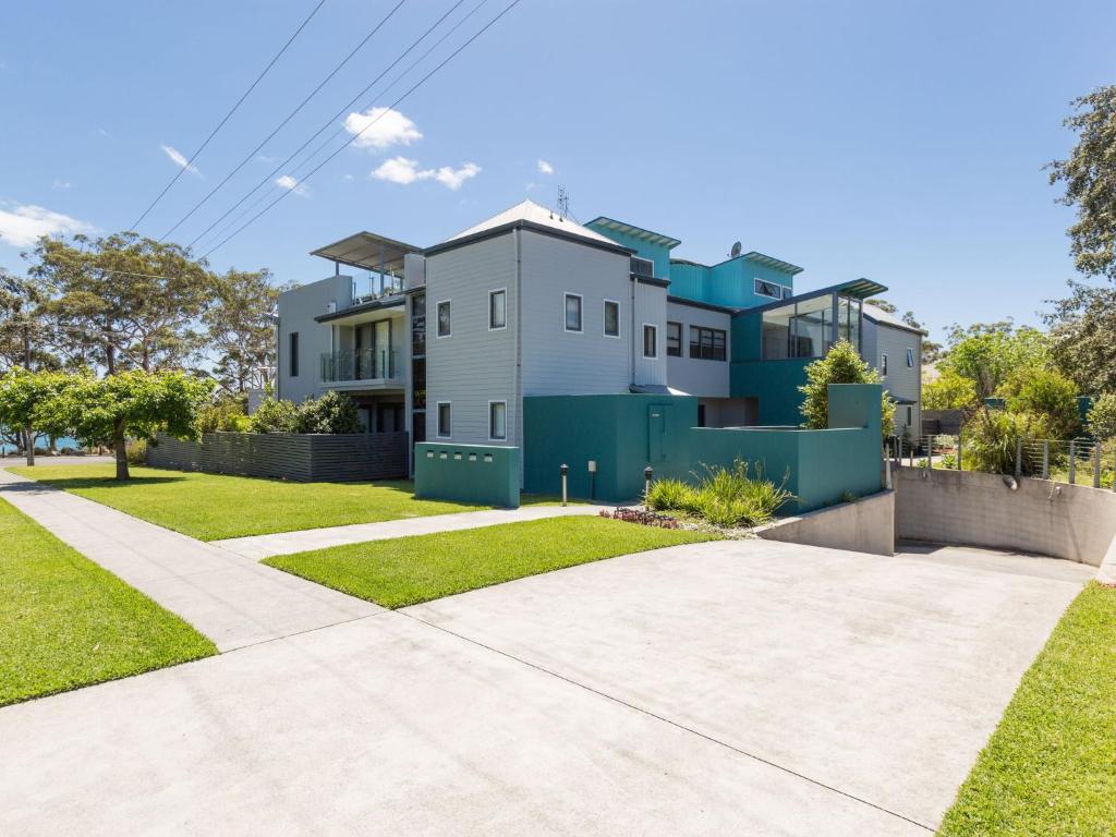 Bayview On Bowen :: Jervis Bay Rentals - thumb 4