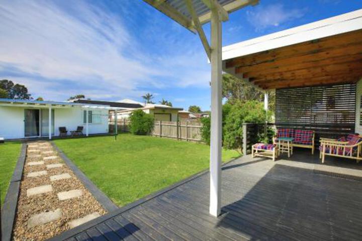 Triangulo At Culburra Pet Friendly 2 Mins To Beach - thumb 6