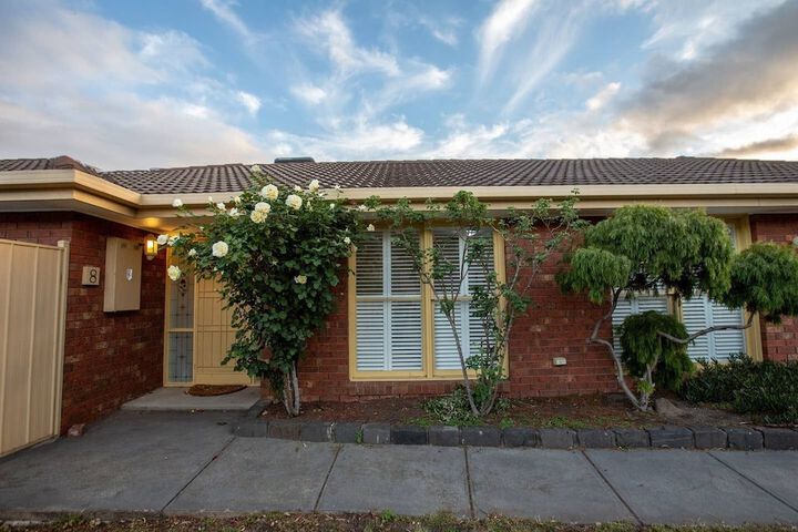 Quiet & Peaceful 3bed2bath Home @keilor Downs - thumb 1