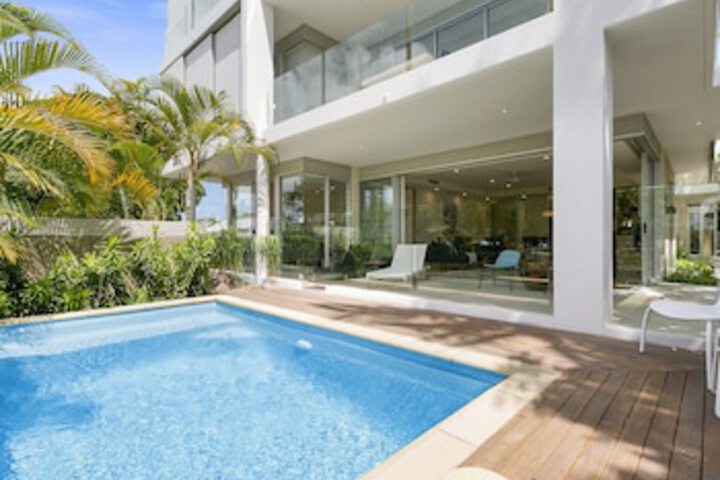 First Class Luxurious Apartment On Noosa River Unit 1 Wai Cocos 215 Gympie Terrace - thumb 0