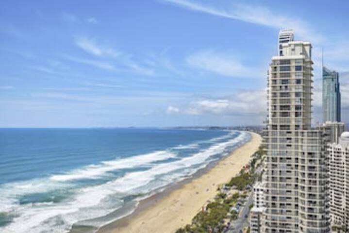 Oceanfront In Surfers Paradise Retreat - thumb 0