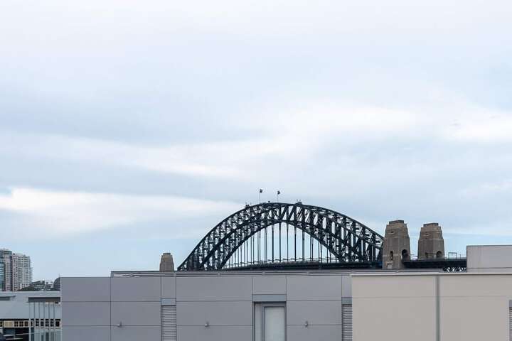 Luxurious Heritage Home With Harbour Bridge Views - thumb 1