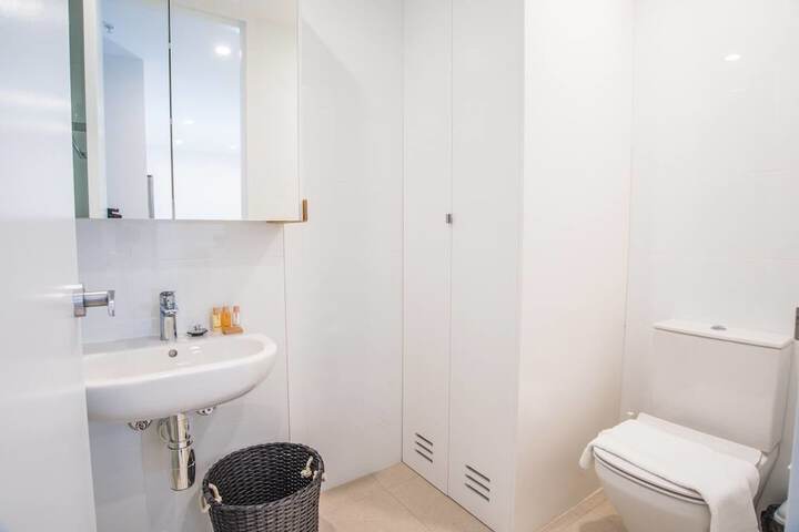Perfect Brand New Apartment In Chatswood - thumb 4