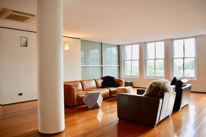 New York Loft Style Flat In Surry Hills - thumb 4