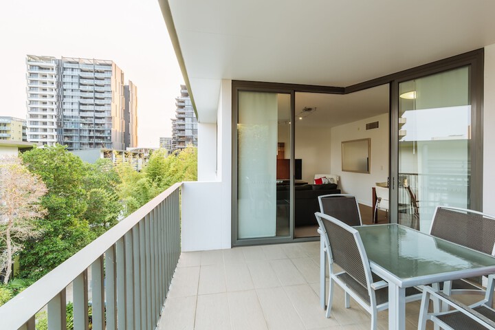 Airtrip Apartment On Merivale St - thumb 3