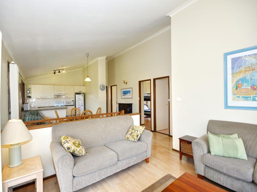 Pet Friendly On Pelican Close To Myall River - thumb 6