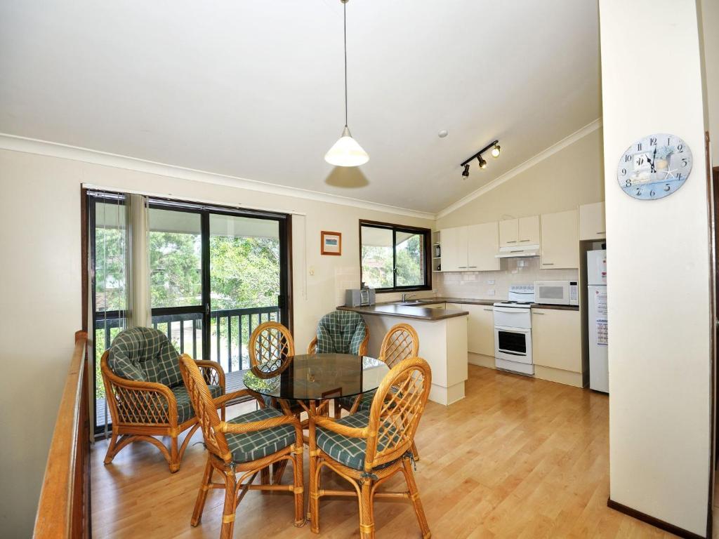 Pet Friendly On Pelican Close To Myall River - thumb 1