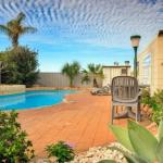 Osprey Holiday Village Unit 118 Excellent 3 Bedroom Holiday Villa With A Pool In The Complex - thumb 1