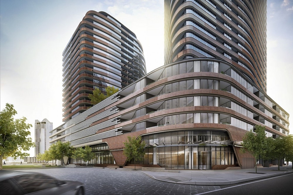 Winston Apartments Docklands - thumb 1