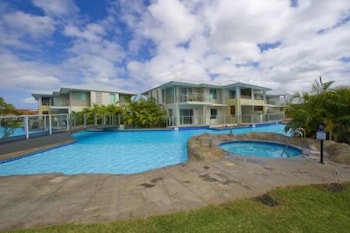 Pacific Blue Townhouse 351 265 Sandy Point Road - Accommodation NT 2