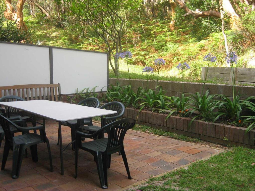 4 Adriana 83 Ronald Avenue Open Plan Living With Backyard - Accommodation NT 5