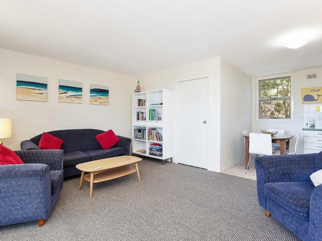 3 Far Horizons 77 Ronald Avenue Cosy Comfortable Unit With Filtered Views - thumb 1