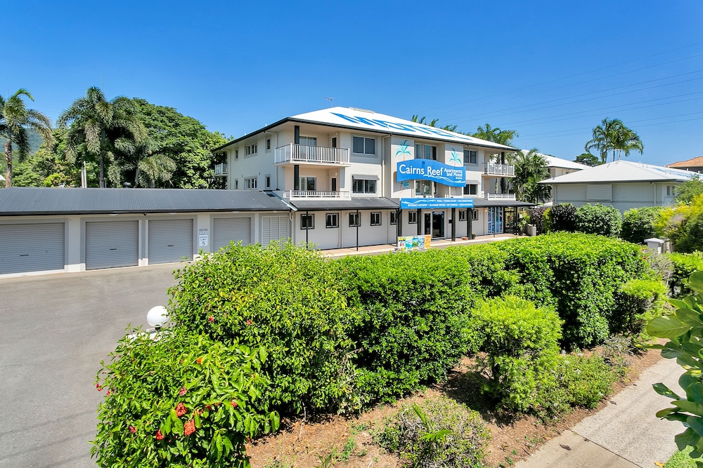 Cairns Reef Apartments & Motel - thumb 2