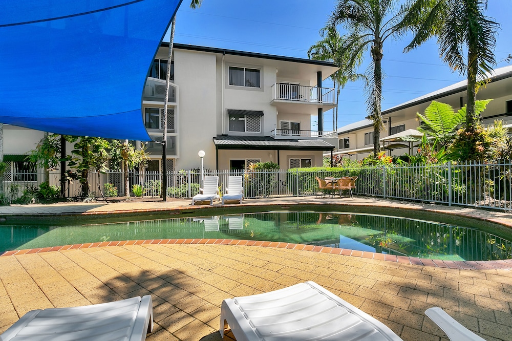 Cairns Reef Apartments & Motel - thumb 4