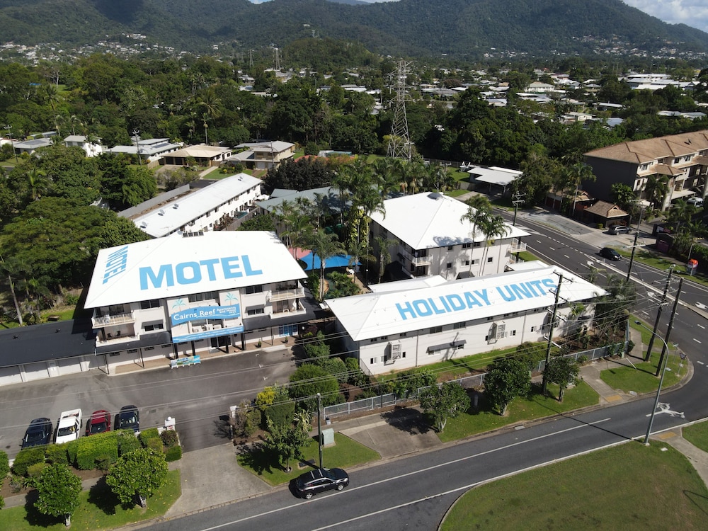 Cairns Reef Apartments & Motel - thumb 0