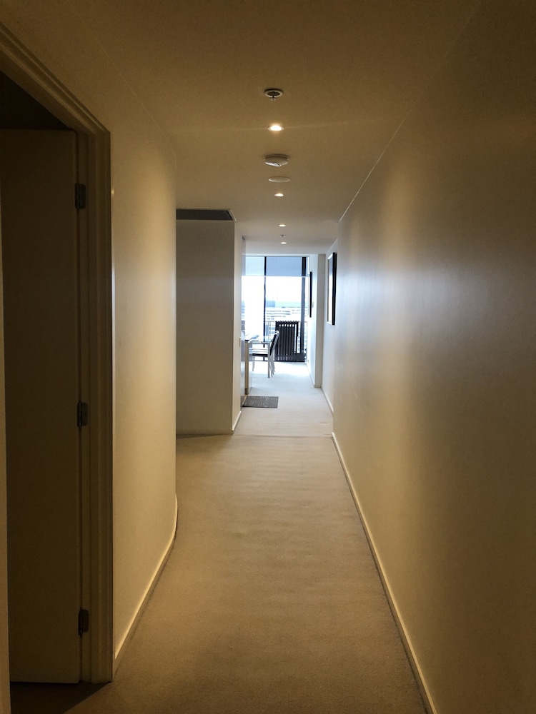 Accent Accommodation At Docklands Melbourne - thumb 4