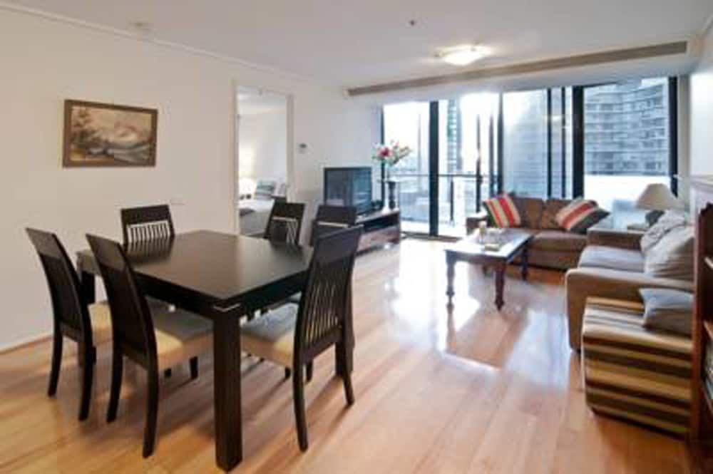 Inner Melbourne Serviced Apartments - thumb 4