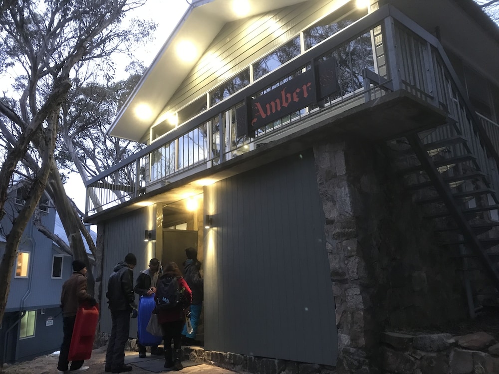 Amber Lodge Mt Buller - Hostel - Accommodation Mt Buller