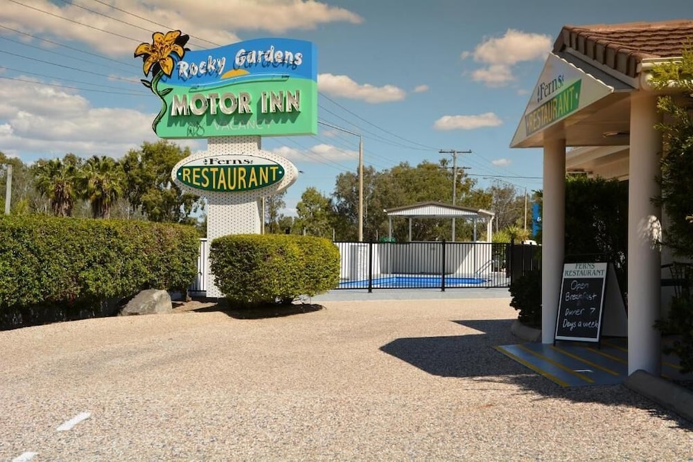 Rocky Gardens Motor Inn - thumb 1