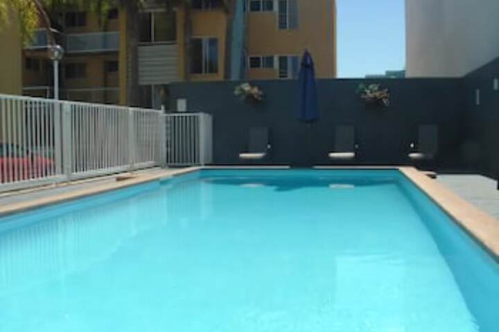 Waterview Holiday Apartments - thumb 1