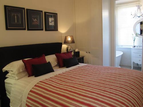 Andres Mews Luxury Serviced Apartments - thumb 6