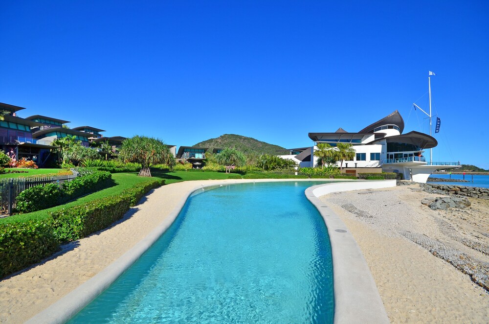 Yacht Club Villa 33-Serenity-Ocean Views With Golf Buggy - thumb 4