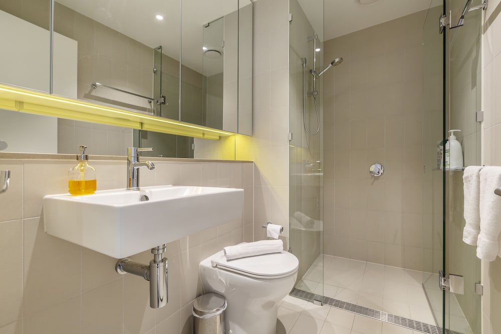 STAY&CO Serviced Apartments Docklands Collins - thumb 6