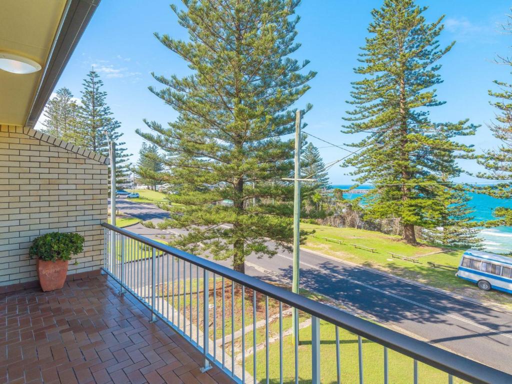 Flinders Lodge Fantastic Views Opposite Main Beach - thumb 1