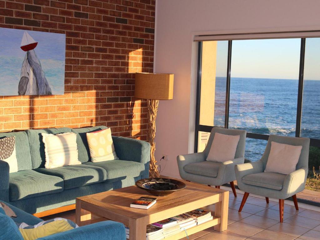 Ocean Views 4 Ocean Street Air Conditioned Luxury With Beautiful Ocean Views - thumb 3