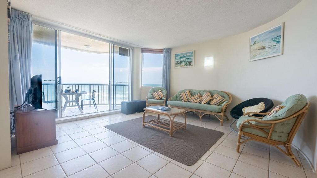 Monterey Lodge Unit 16 27 Warne Terrace. Kings Beach - thumb 5