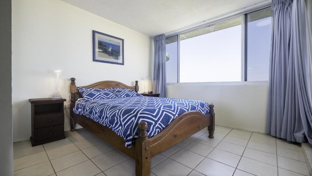 Monterey Lodge Unit 16 27 Warne Terrace. Kings Beach - thumb 1