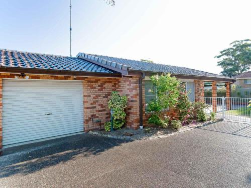 Lorikeet Retreat 2 / 117 Tomaree Rd Pet Friendly Air Conditioned Holiday House - thumb 4