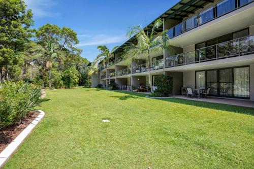 Baden 61 Rainbow Shores Air Conditioned Unit Walk To Beach Pool Tennis Court - thumb 6