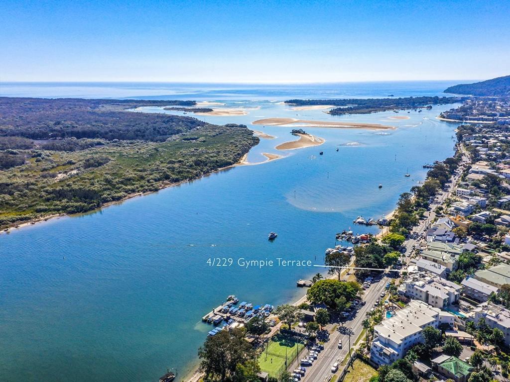 Panoramic River & Ocean Views Noosaville - thumb 3