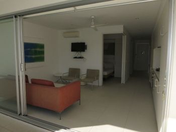 SoCal Swim Out 2 Bedroom Apartment - thumb 6