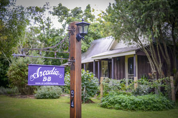 Arcadia Bed & Breakfast & Cottages - thumb 0
