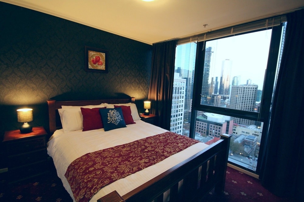 Melbourne Stays - City Point Suite - thumb 5