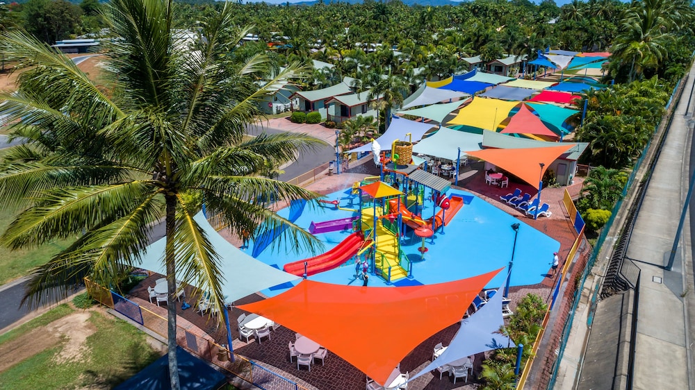 Cairns Coconut Holiday Resort - Townsville Tourism